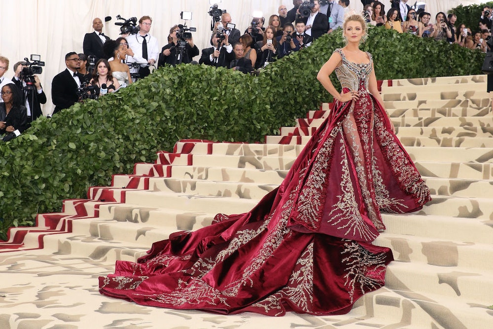 Blake Vigorous's Model Evolution — Blake Vigorous Gossip Lady Model Met Gala Appears to be like – L'Officiel USA