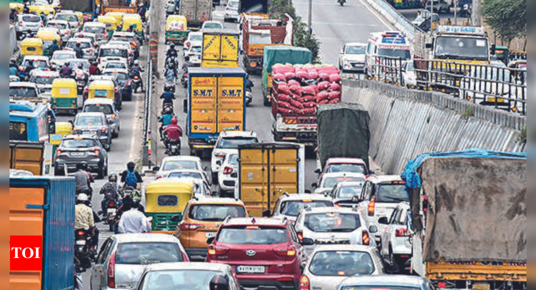 MES Street flyover closure: Motorists take 25 minutes to journey 1km in Bengaluru | Bengaluru Information