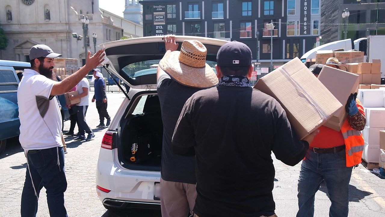 Families find help at DTLA free food distribution events