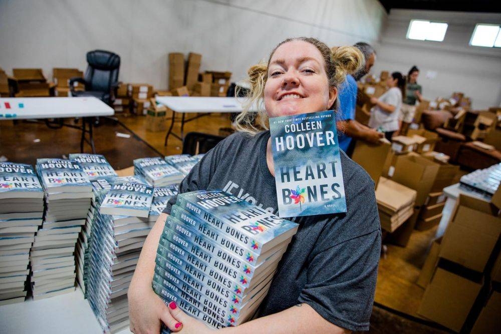 Colleen Hoover, the US novelist whose books are bought out because of BookTok