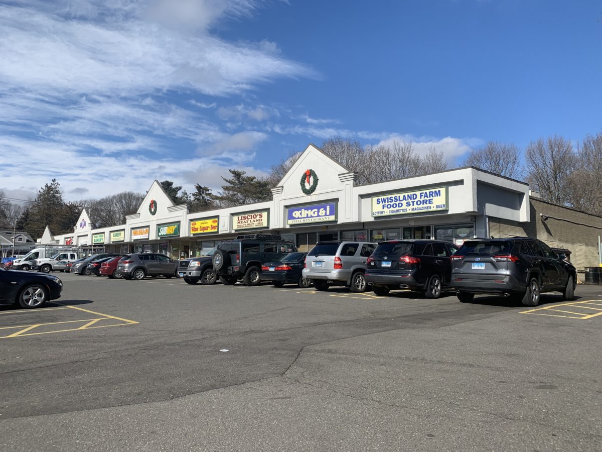 Bridgeport’s Beardsley Plaza Procuring Middle sells for .7M