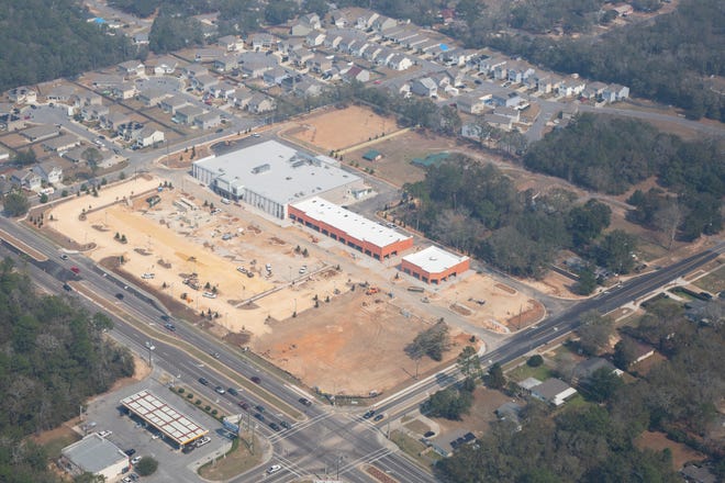 RibCrib, Teriyaki Insanity, Publix to open