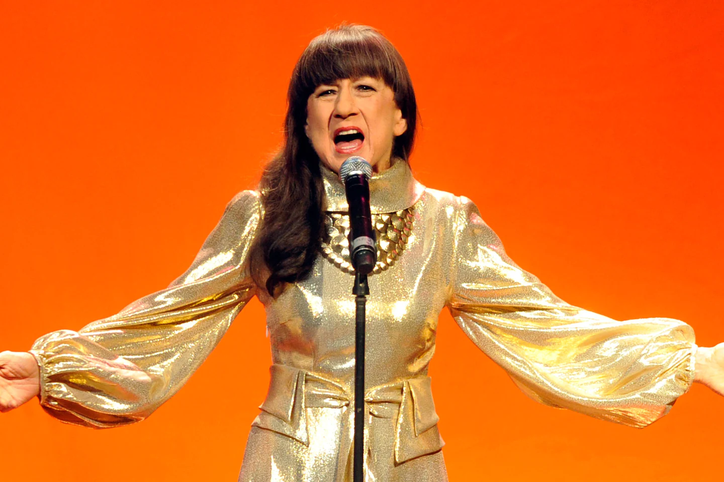 Judith Durham, Australian pop star who sang with the Seekers, dies at 79