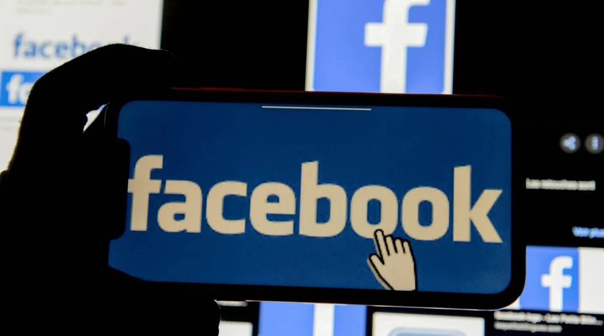 Facebook outage: News feed of thousands in US, UK full of celebrity posts