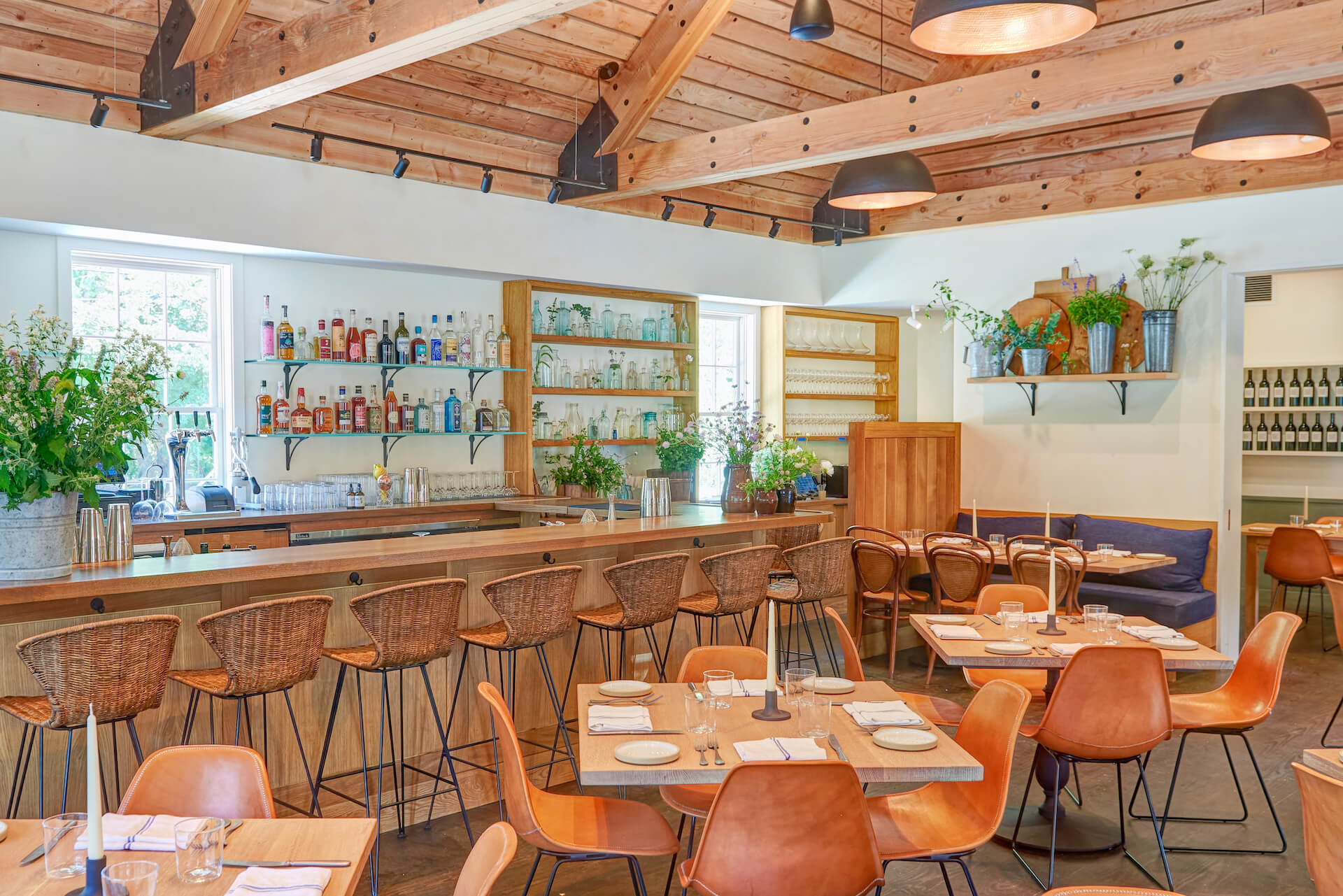 Léon 1909, a Provençal-style Eatery, Transforms Former Shelter Island Bank