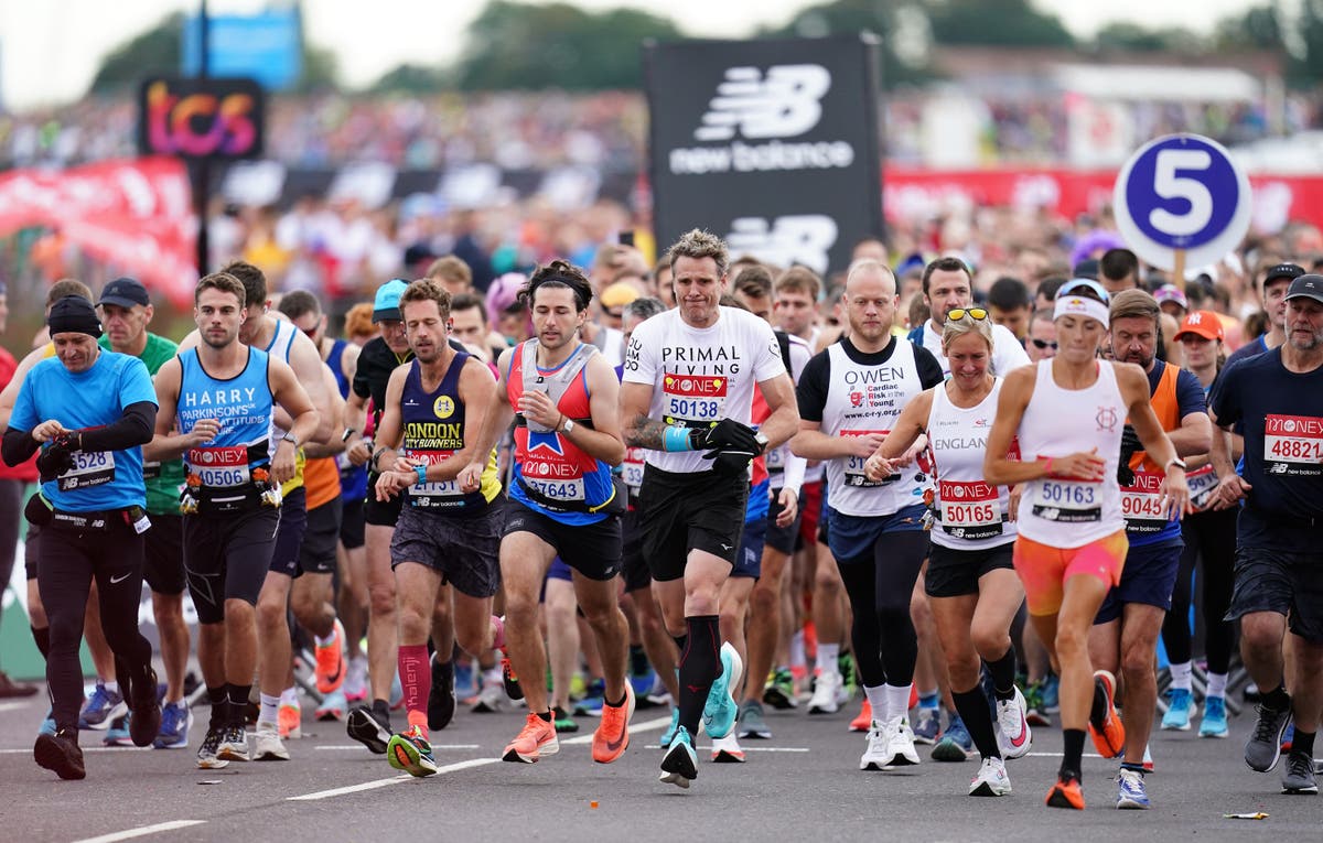 Rainbow carnival to greet London Marathon runners after mile 21