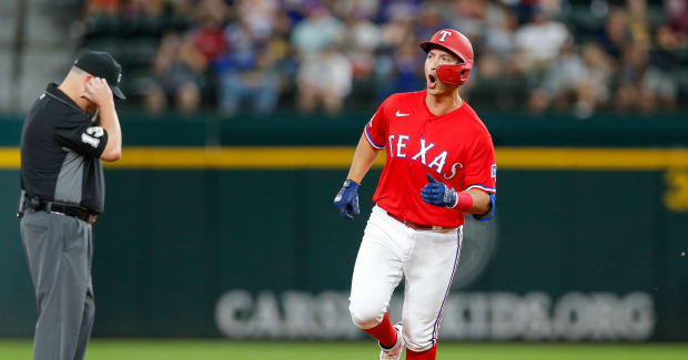 Three Residence Runs Lead Texas Rangers to Victory Over Detroit Tigers