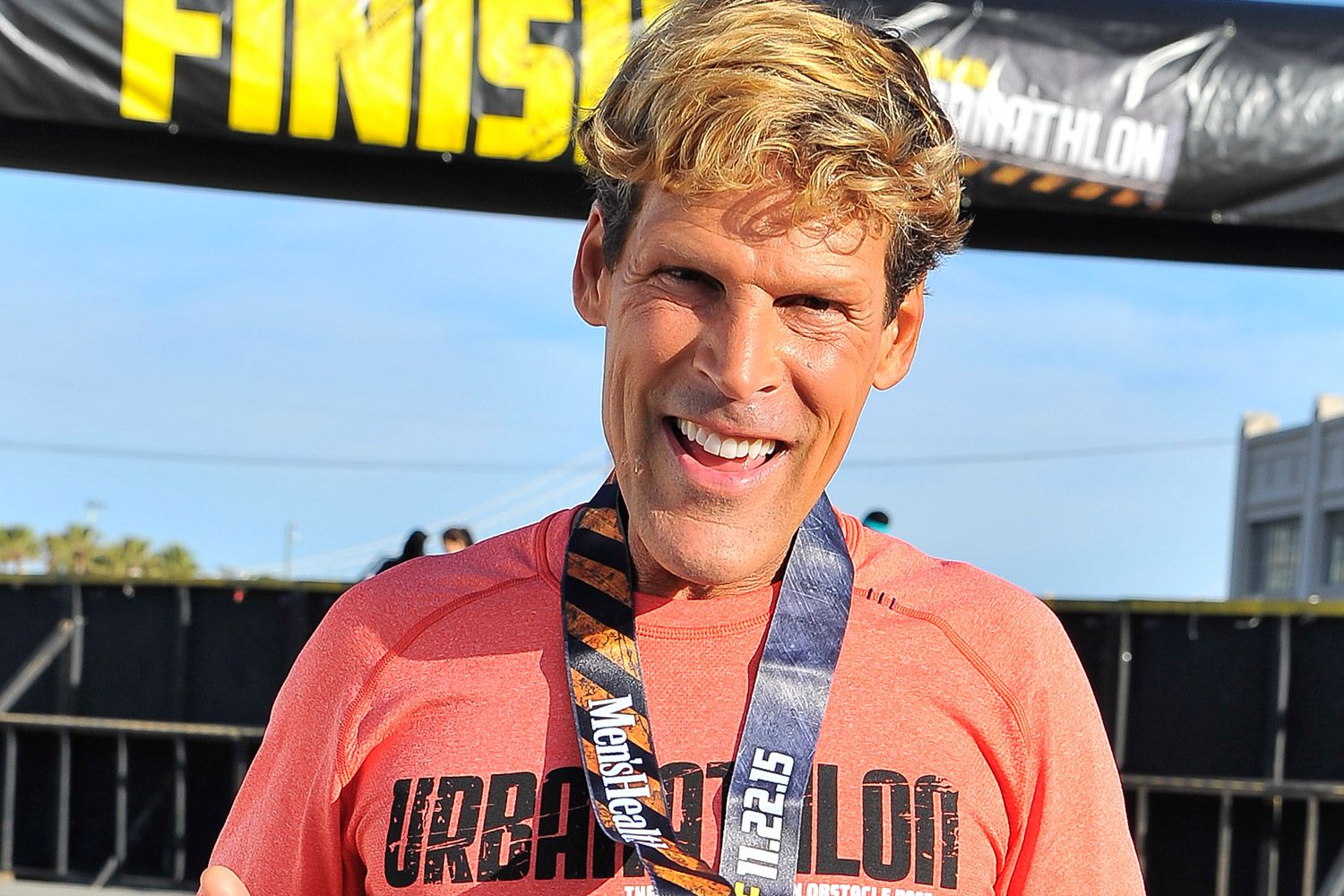 Ultramarathon Runner Dean Karnazes Attacked by Coyote Throughout Run