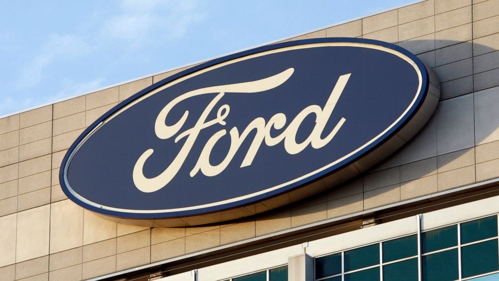 Georgia jury awards .7 billion in Ford truck crash case