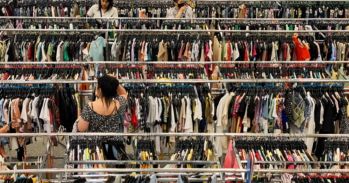 Why recession-worried customers aren’t procuring at TJ Maxx, Ross, or Nordstrom Rack — Quartz