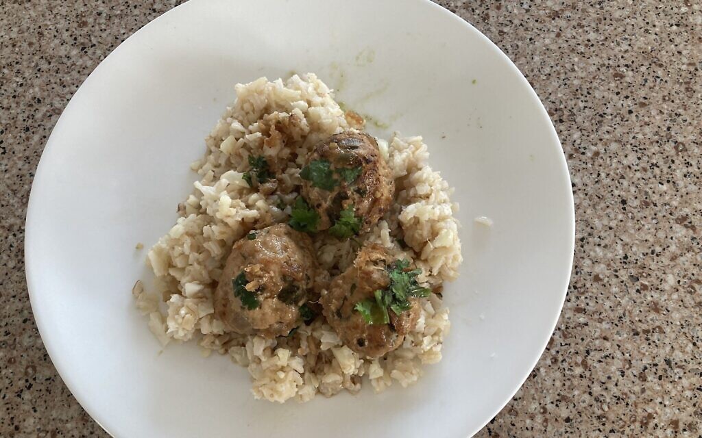 Vietnamese-style rooster meatballs for dinner