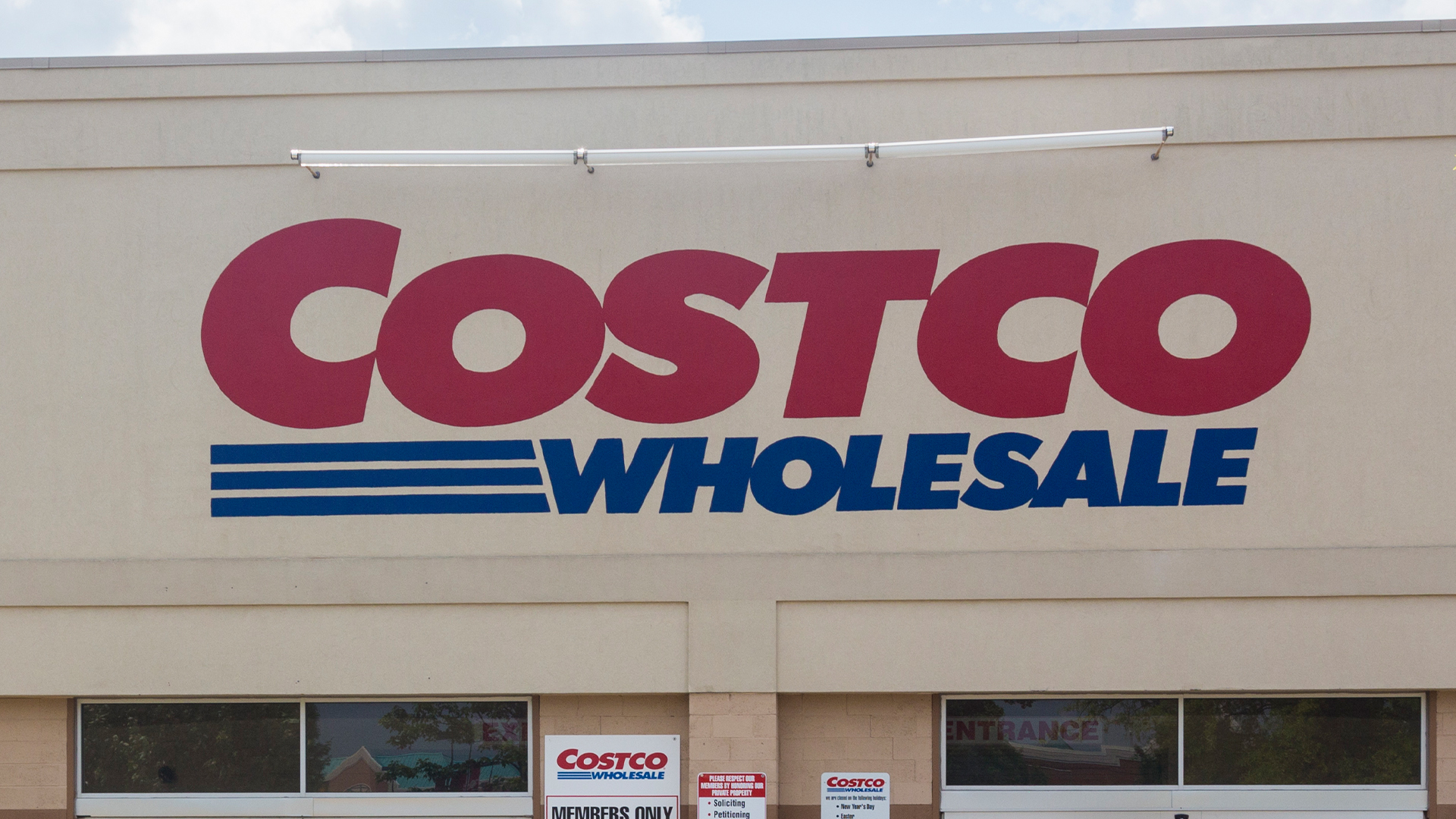 I am a Costco superfan and bulk buying simply received a lot simpler with one change – it’s going to prevent effort and time