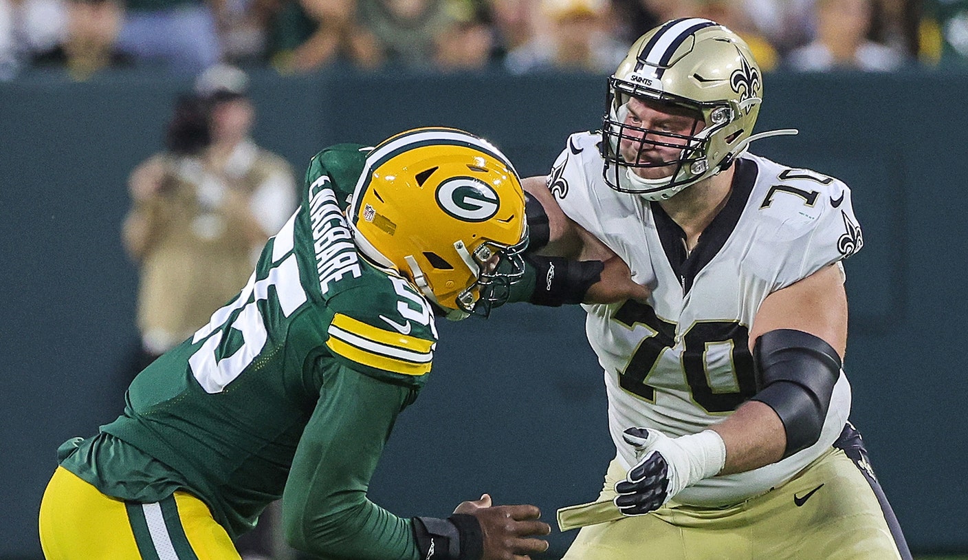 Saints OT Trevor Penning suffers torn ligament in foot