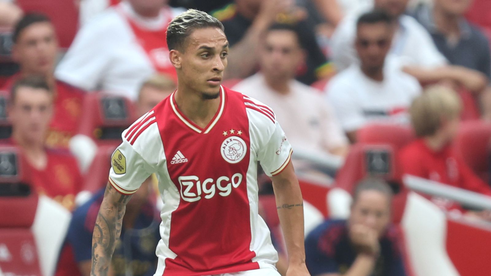 Antony: Manchester United near agreeing deal close to £85m with Ajax for Brazilian winger | Switch Centre Information