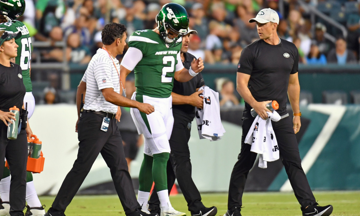 Jets QB Zach Wilson to Bear MRI on Knee After Harm