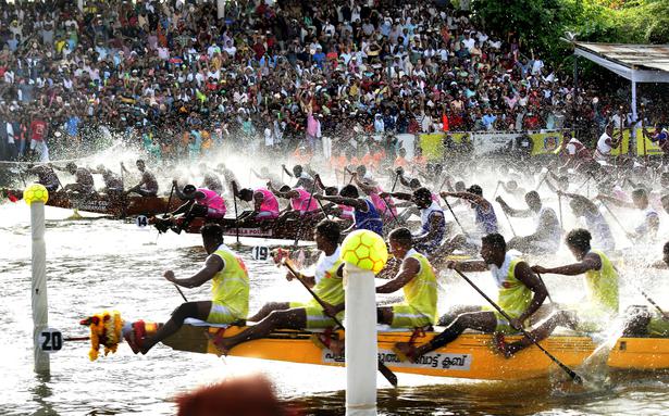 Pallathuruthy Boat Club wins Nehru trophy