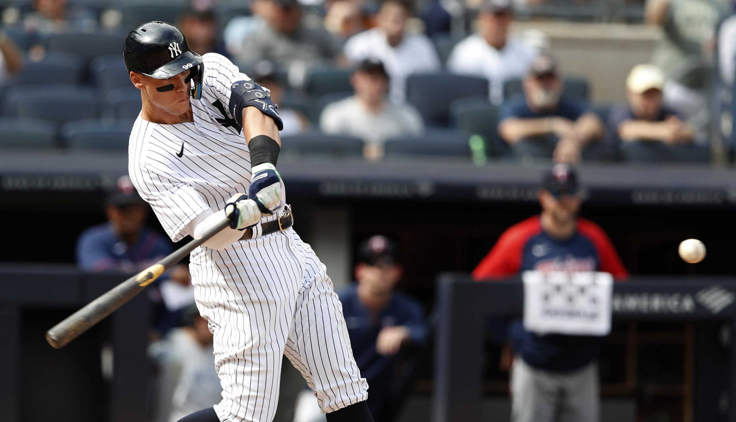 Decide golf equipment MLB-leading 54th homer, Yankees defeat Twins 5-2