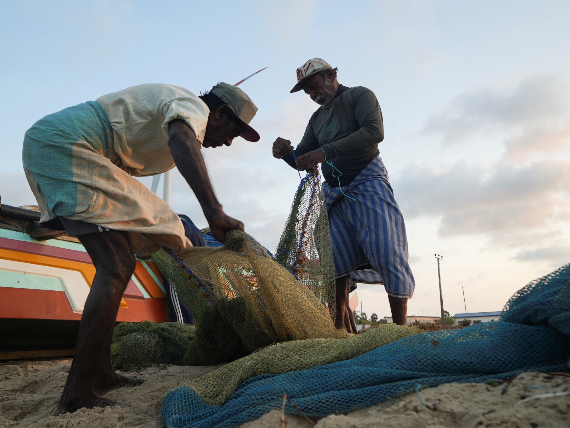 ‘We’re ravenous’: No kerosene, no meals, say Sri Lanka fishermen | Fossil Fuels Information