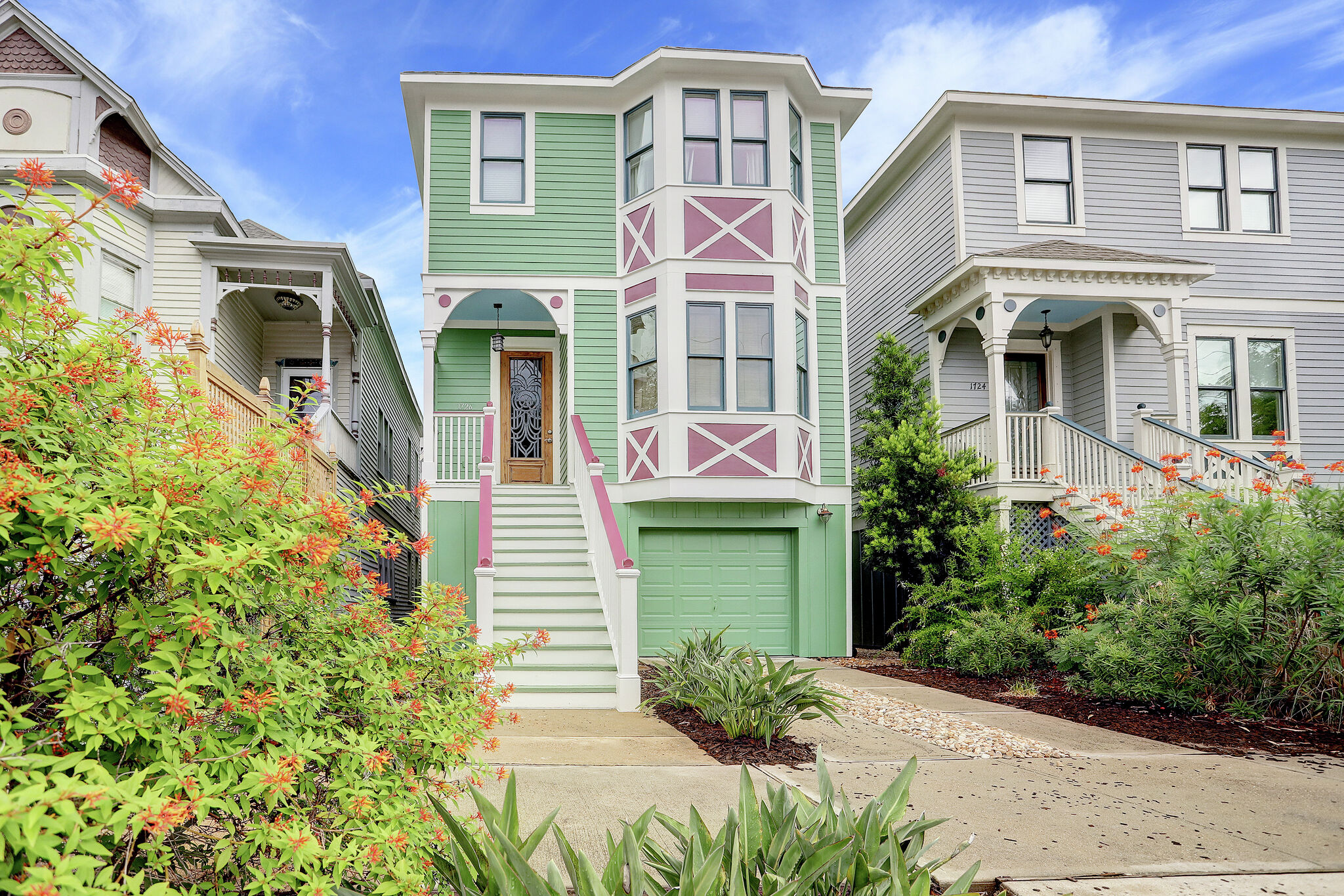 KPRC meteorologist Frank Billingsley lists his Victorian-style dwelling in Galveston on the market