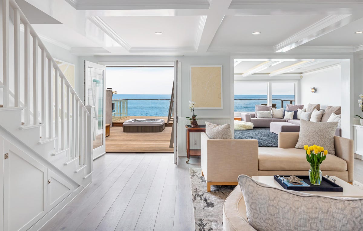 You Can Personal Howie Mandel’s Former Malibu Colony Residence For A Cool .5 Million