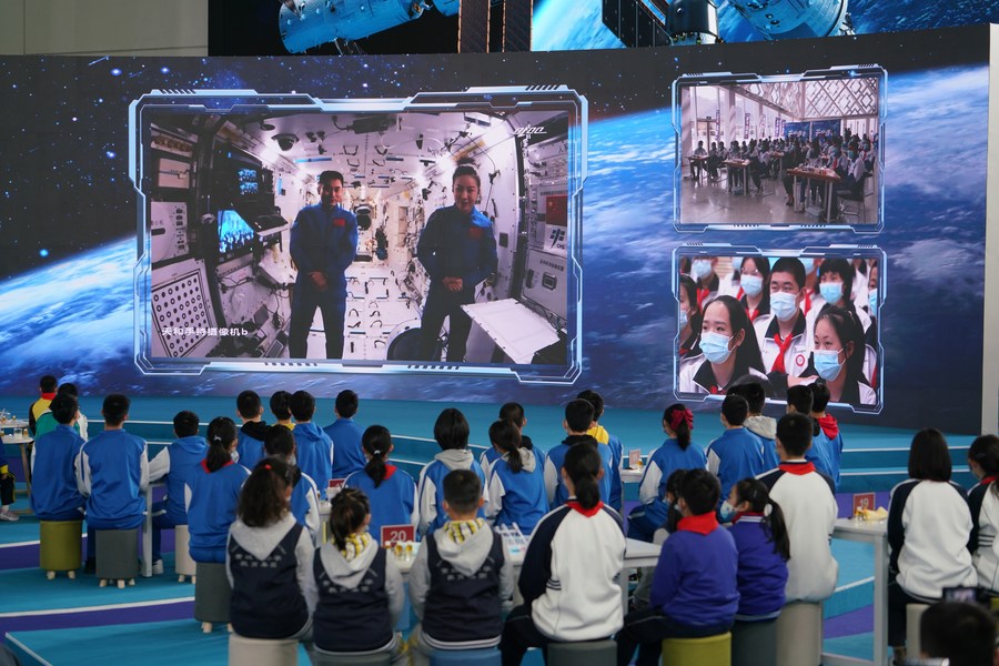 Sci-tech achievements ignite house exploration dream amongst younger Chinese language
-Xinhua