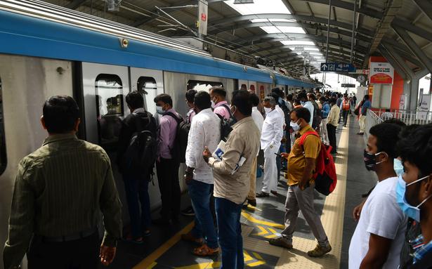 A document 4 lakh journey by metro trains