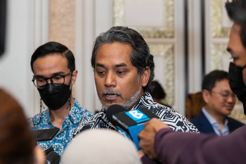 Khairy: Enforcement towards magnificence clinics offering unlicensed medical procedures have to be elevated