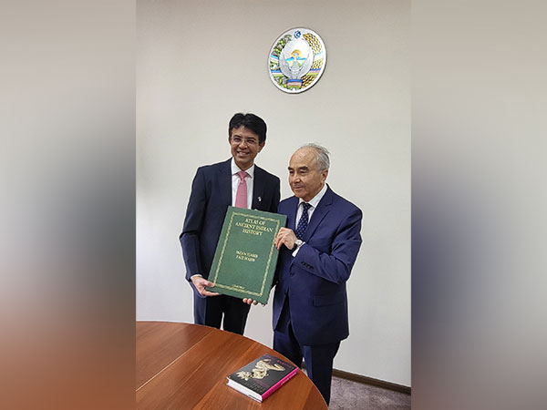 Books on India gifted by PM Modi handed over to Samarkand State College in Uzbekistan