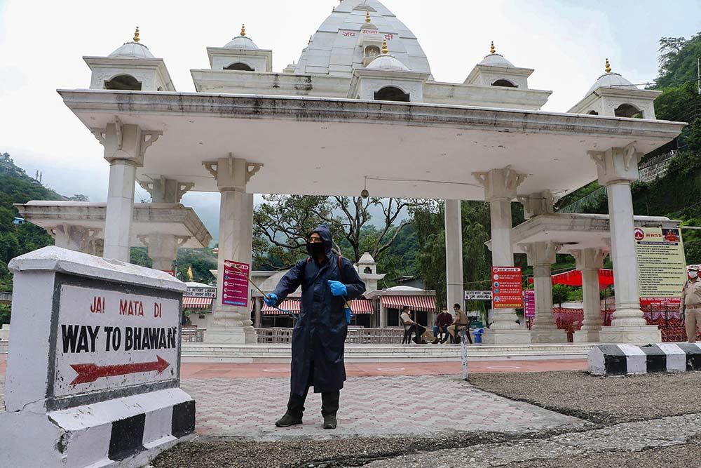 Vaishno Devi Shrine All Set To Welcome Pilgrims Throughout Navratri Competition