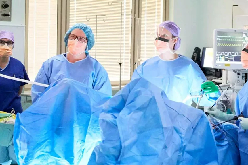 doctors in surgery at st john of god hospital in warrnambool