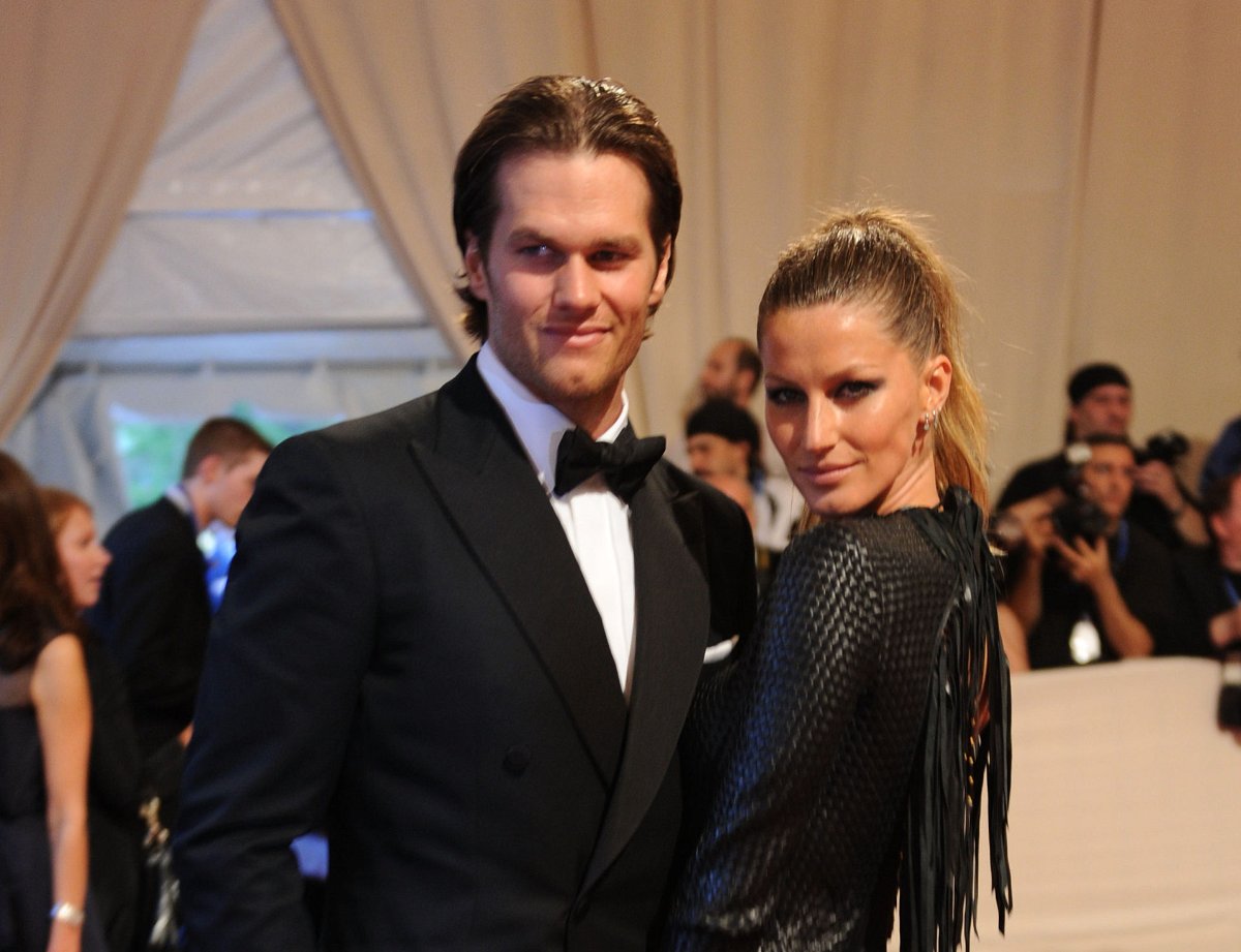 “They Drive Anyone Loopy”: Tom Brady’s Spouse Gisele Bündchen As soon as Reacted on the Media’s Gossip Tradition and the Struggles She Confronted Due to It