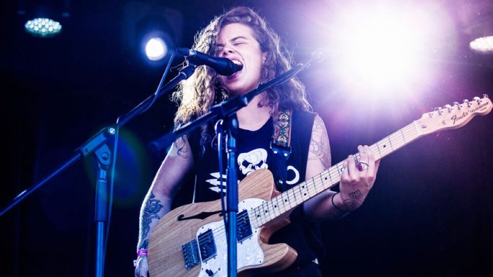 Guitar Prodigy Tash Sultana Recollects Going Towards MTV on Unplugged Present, Explains Why They Use Strats on Nearly All Solos – Final Guitar