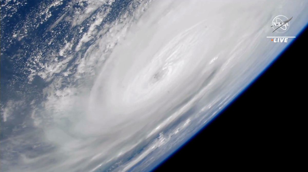 Hurricane Ian Is a Local weather Catastrophe for the Historical past Books