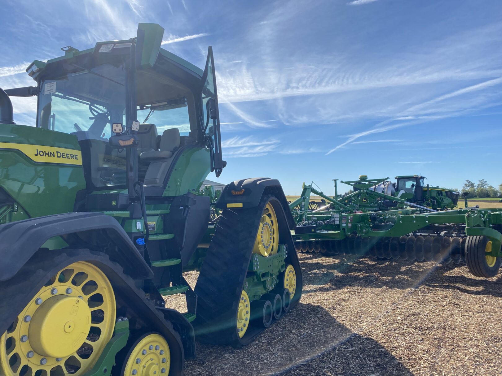 John Deere Seeks Novel Satellite tv for pc Tech Connectivity – SDxCentral