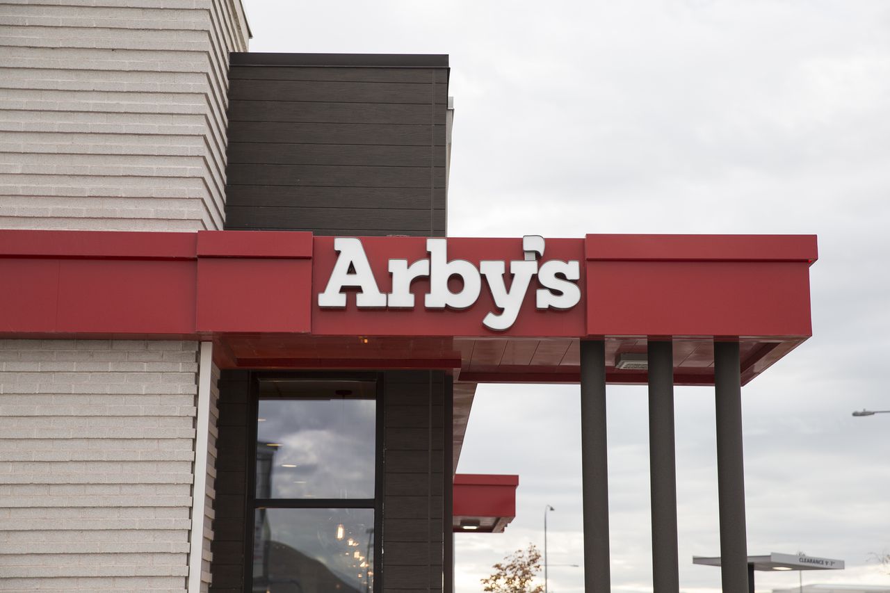 Arby’s Nation Type Rib sandwich returns to shops, additionally promoting bolo ties, trucker hats