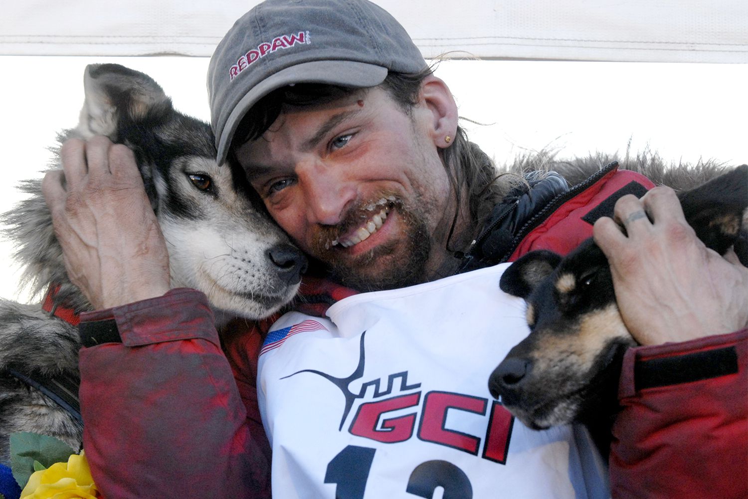 Famed Canine Sled Racer Lance Mackey Useless After ‘Lengthy Battle with Most cancers’