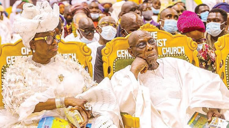 Obasanjo turns into ‘new bride’ of socialites, politicians