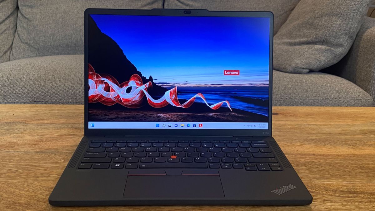 Lenovo ThinkPad X13s Overview: Quiet Journey Buddy