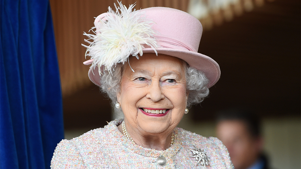 Queues, Airport-Fashion Safety for Queen Elizabeth II’s Mendacity-in-State