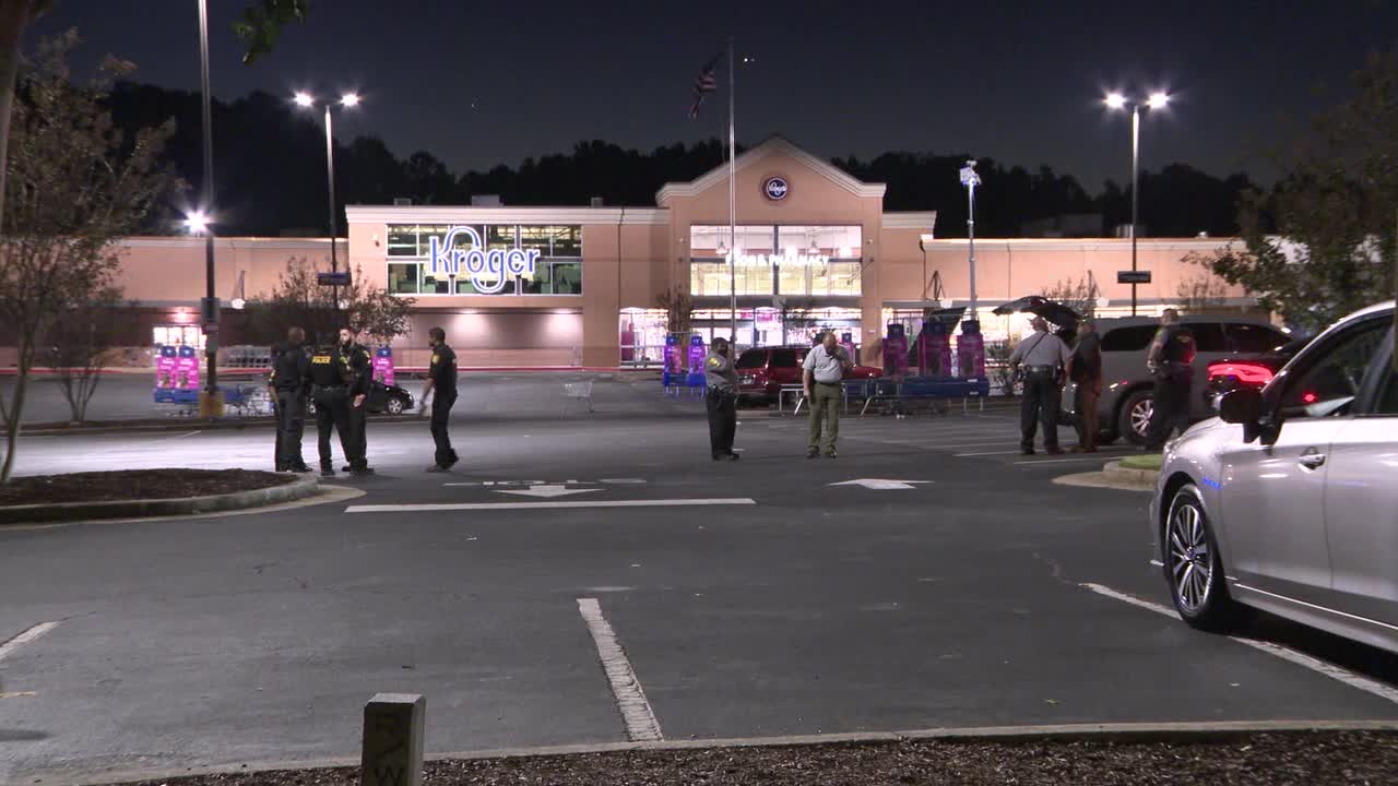 South Fulton Kroger, purchasing heart evacuated over bomb menace