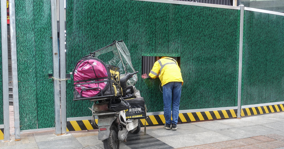 China extends coronavirus lockdown of megacity Chengdu indefinitely, with no sign of ending to strict “zero-COVID” coverage