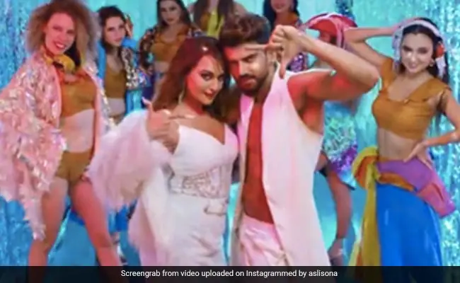 Sonakshi Sinha And Rumoured Boyfriend Zaheer Iqbal Share Teaser Of New Music Video