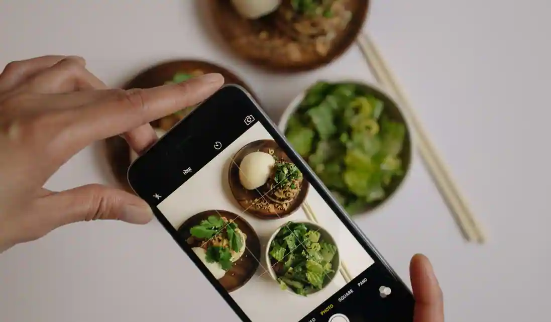 Log into a brand new meals app loaded with superstar chef recipes