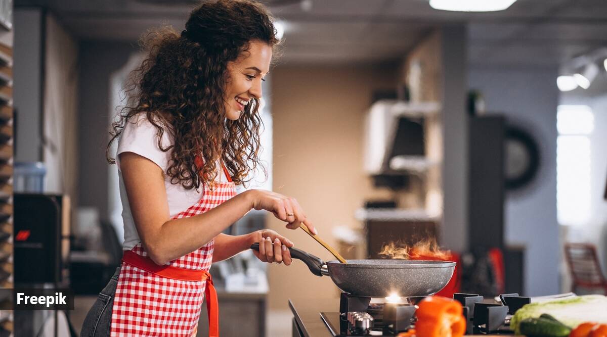 Comply with these tricks to keep away from oil splatter when frying