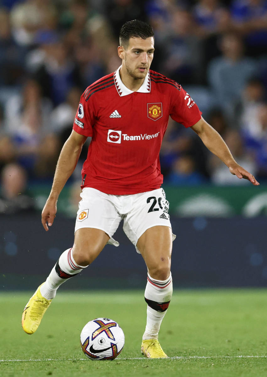 Report: Barcelona & 4 Different Golf equipment  In Manchester United Star Diogo Dalot