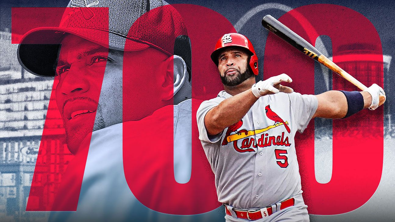 Albert Pujols joins 700 HR membership