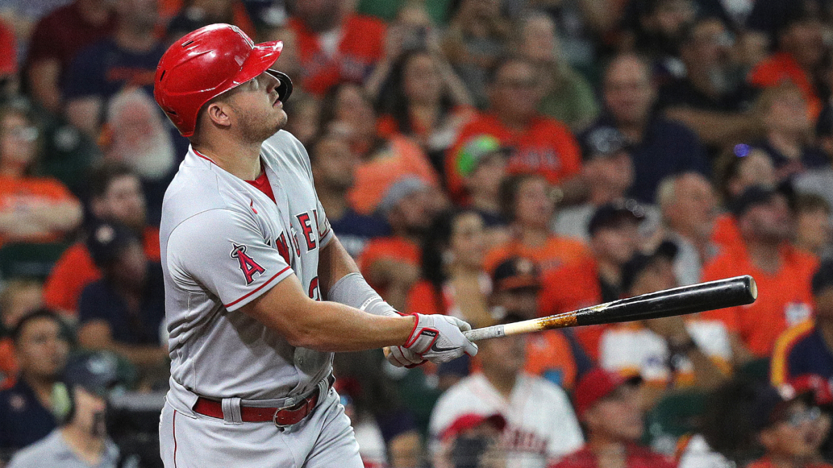 Angels’ Mike Trout homers in seventh straight sport, now one sport from tying all-time file