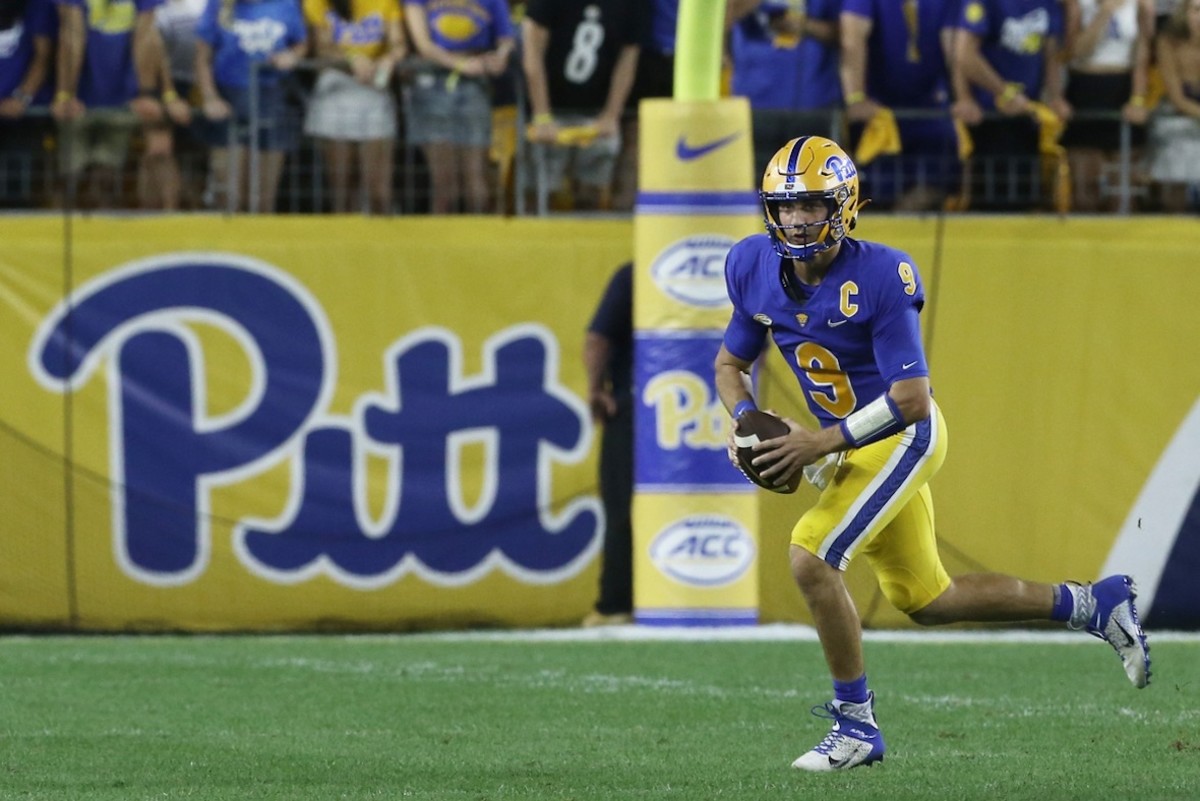 Pitt QB Kedon Slovis Exits with Undisclosed Harm