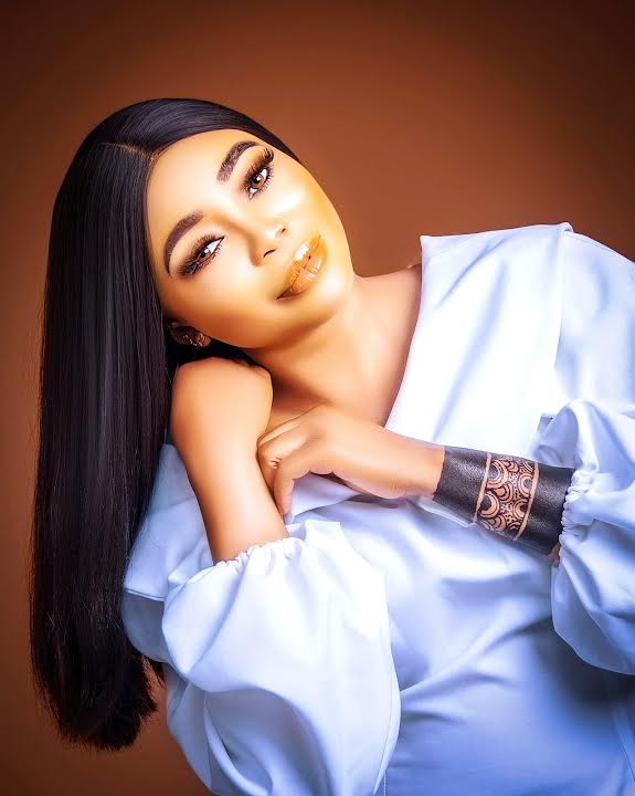 Beauty queen Stephanie James releases stunning birthday shoot, marks brand anniversary – The Sun Nigeria