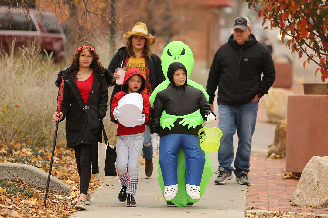 Casper Rec Middle inviting households to Oct. 22 ‘Fall Carnival’ and ‘Haunted Movies Locker Rooms’